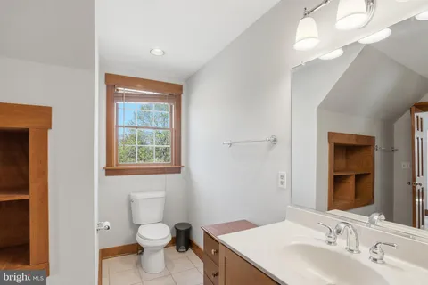 $949,900 | 9571 Foxville Road, Warrenton, VA 20186