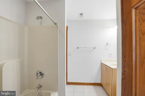 $949,900 | 9571 Foxville Road, Warrenton, VA 20186