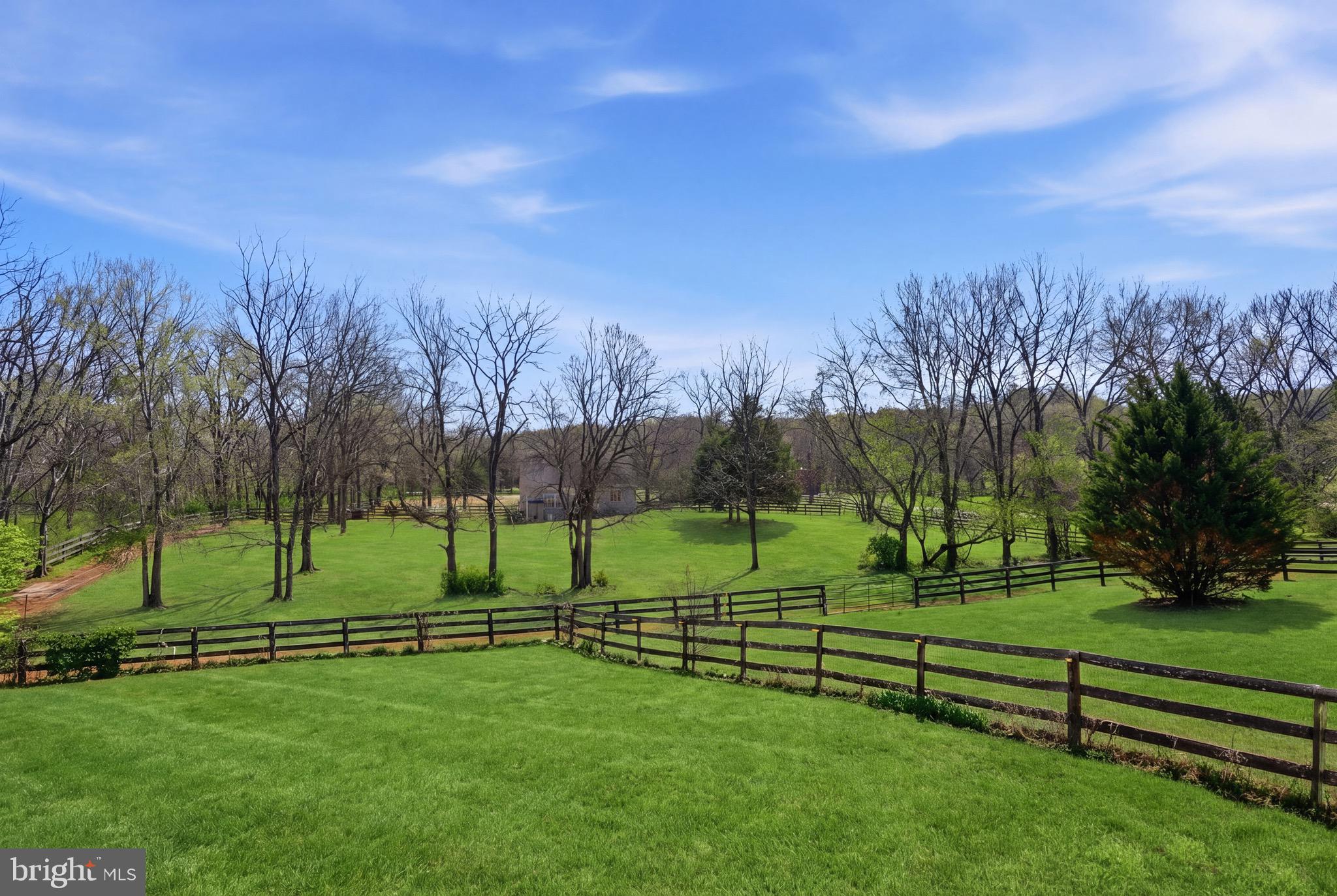 9571 Foxville Road Warrenton, VA 20186 - Photo 8 of 20 a view of a park