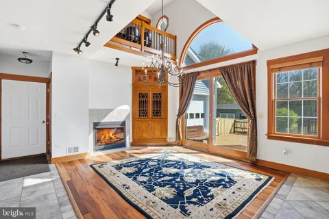 $949,900 | 9571 Foxville Road, Warrenton, VA 20186