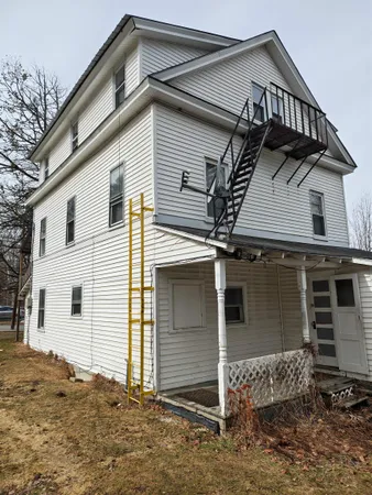 $475,000 | 123 Agassiz Street, Bethlehem, NH 03574