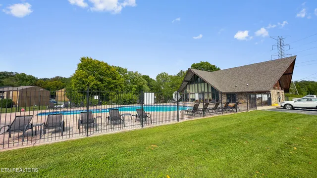 $290,000 | 8534 Madrid Court, Unit C78, Knoxville, TN 37923