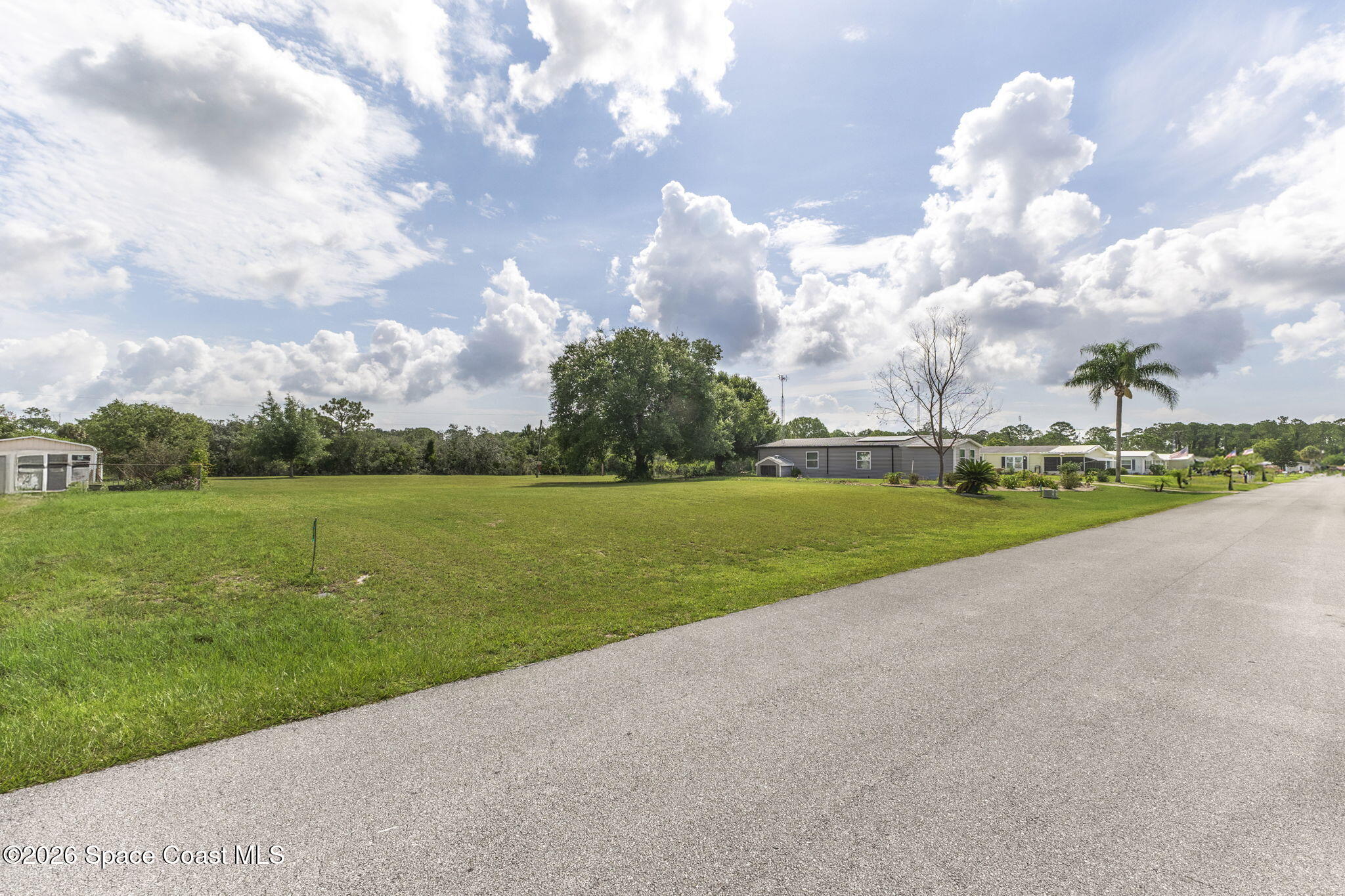 312 Hickory Ridge Drive Sebring, FL 33876 - Photo 12 of 13 4-web-or-mls-IMG_8021-HDR