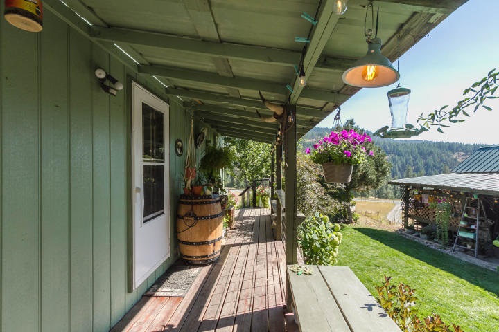 966 Artman-Gibson Road Colville, WA 99114 - Photo 4 of 41