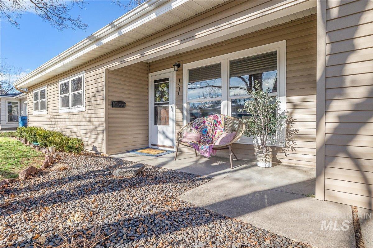 1910 Lemhi Street Boise, ID 83705 - Photo 40 of 41 Property entrance