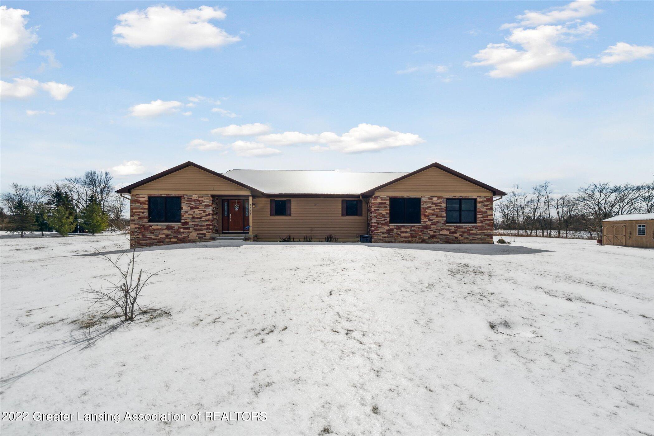 7855 West Howe Road Dewitt, MI 48820 - Photo 1 of 40 Howe Primary