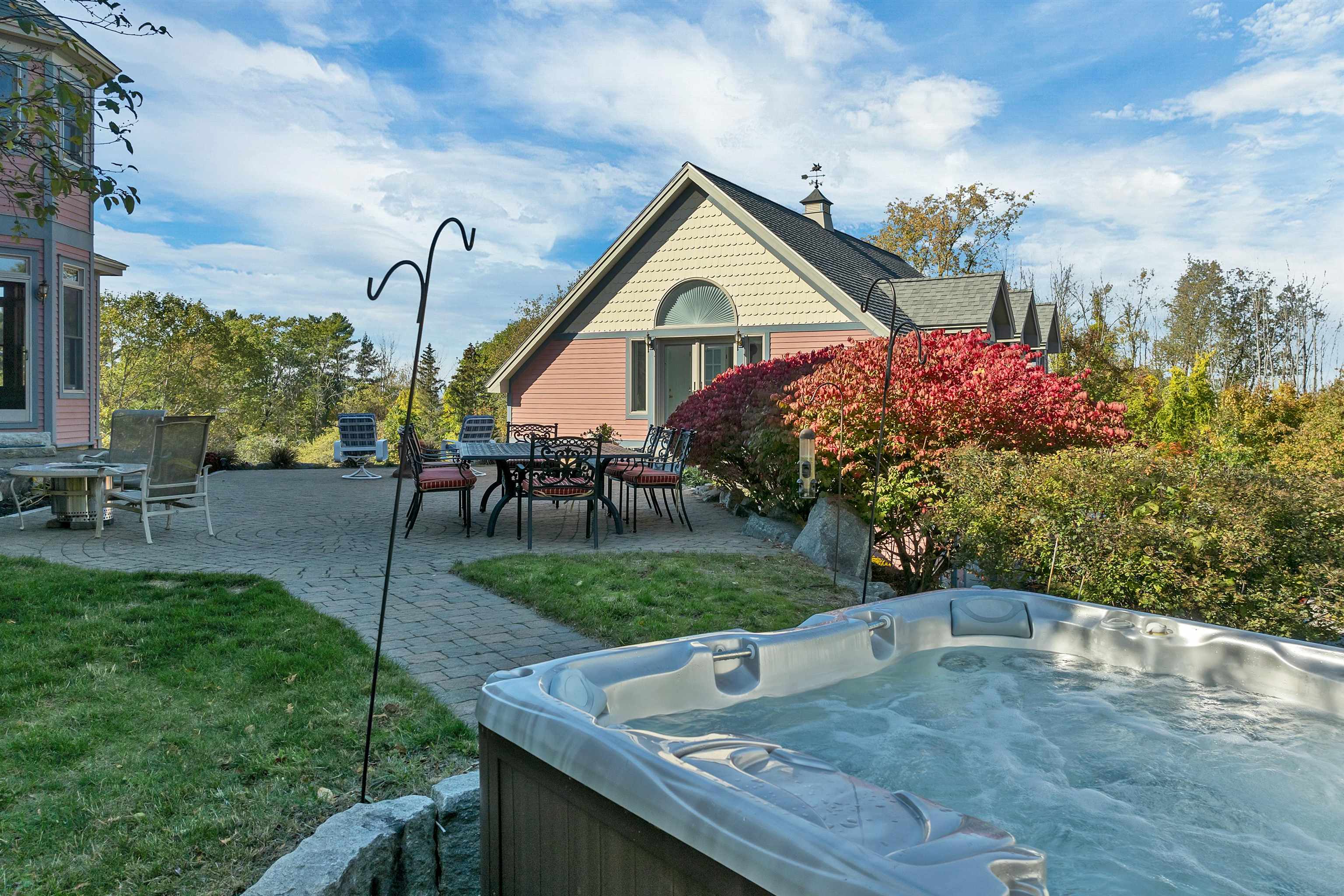 292 Liberty Hill Road Gilford, NH 03249 - Photo 9 of 60
