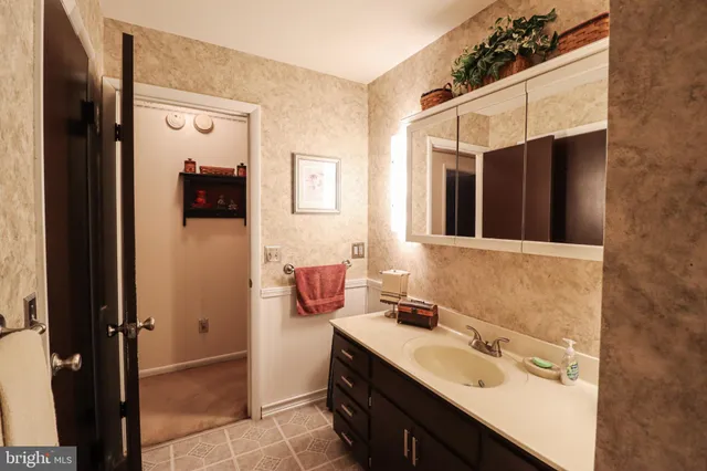 $325,000 | 92 Newman Road, Orrtanna, PA 17353