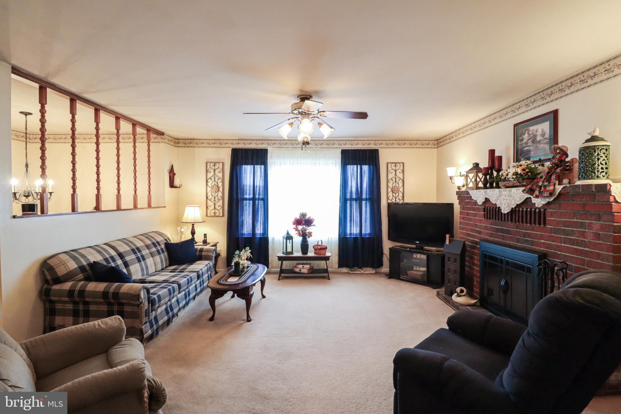 92 Newman Road Orrtanna, PA 17353 - Photo 9 of 42 Cozy living room with inviting natural light.