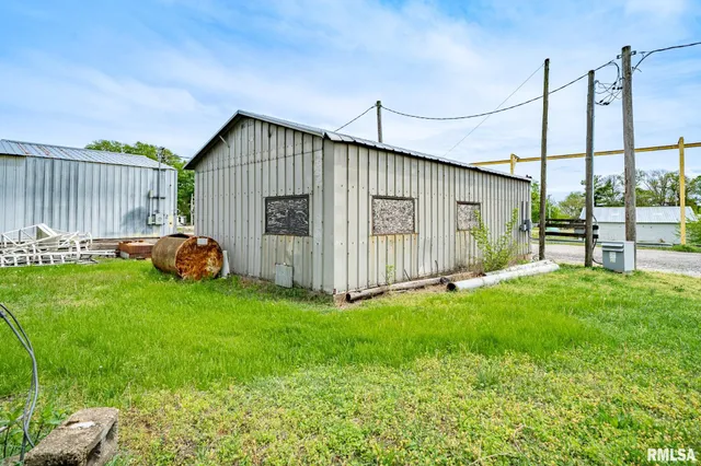 $44,900 | 100 South Main Street, Forest City, IL 61532