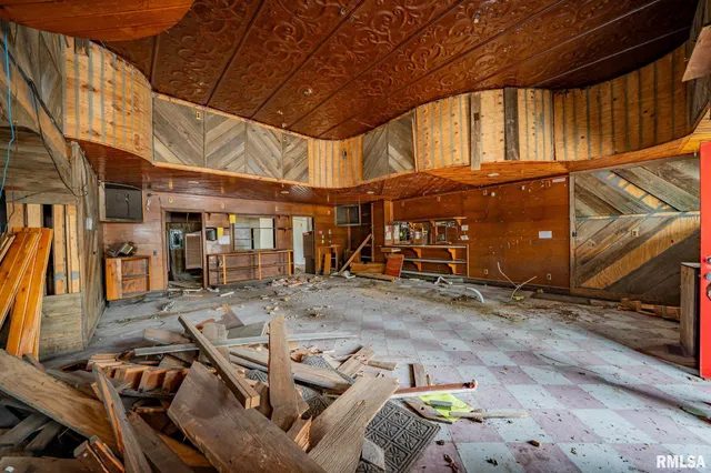 $44,900 | 100 South Main Street, Forest City, IL 61532