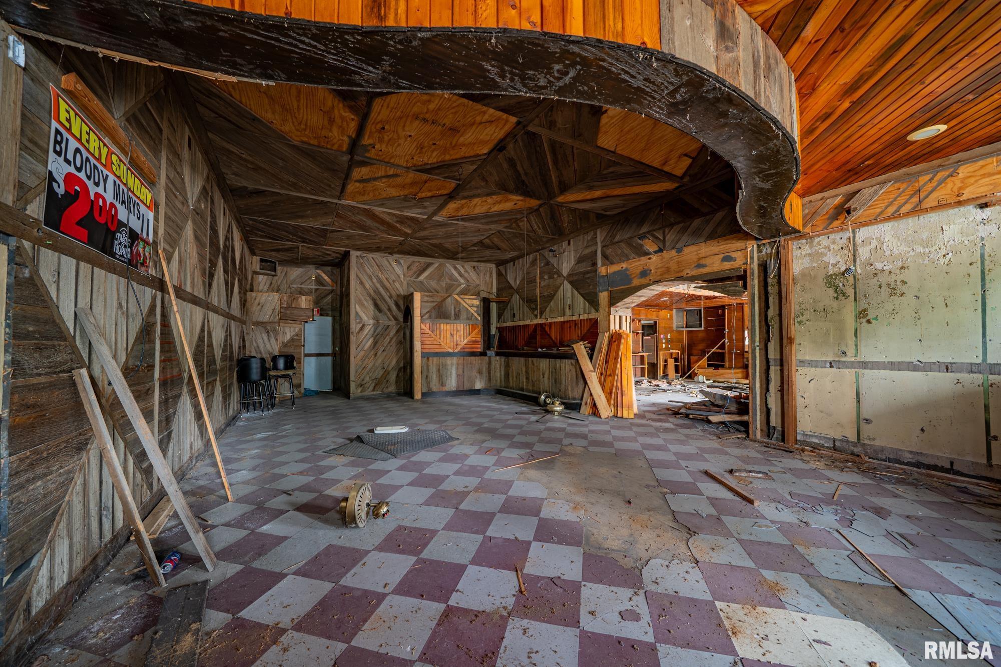 100 South Main Street Forest City, IL 61532 - Photo 18 of 27