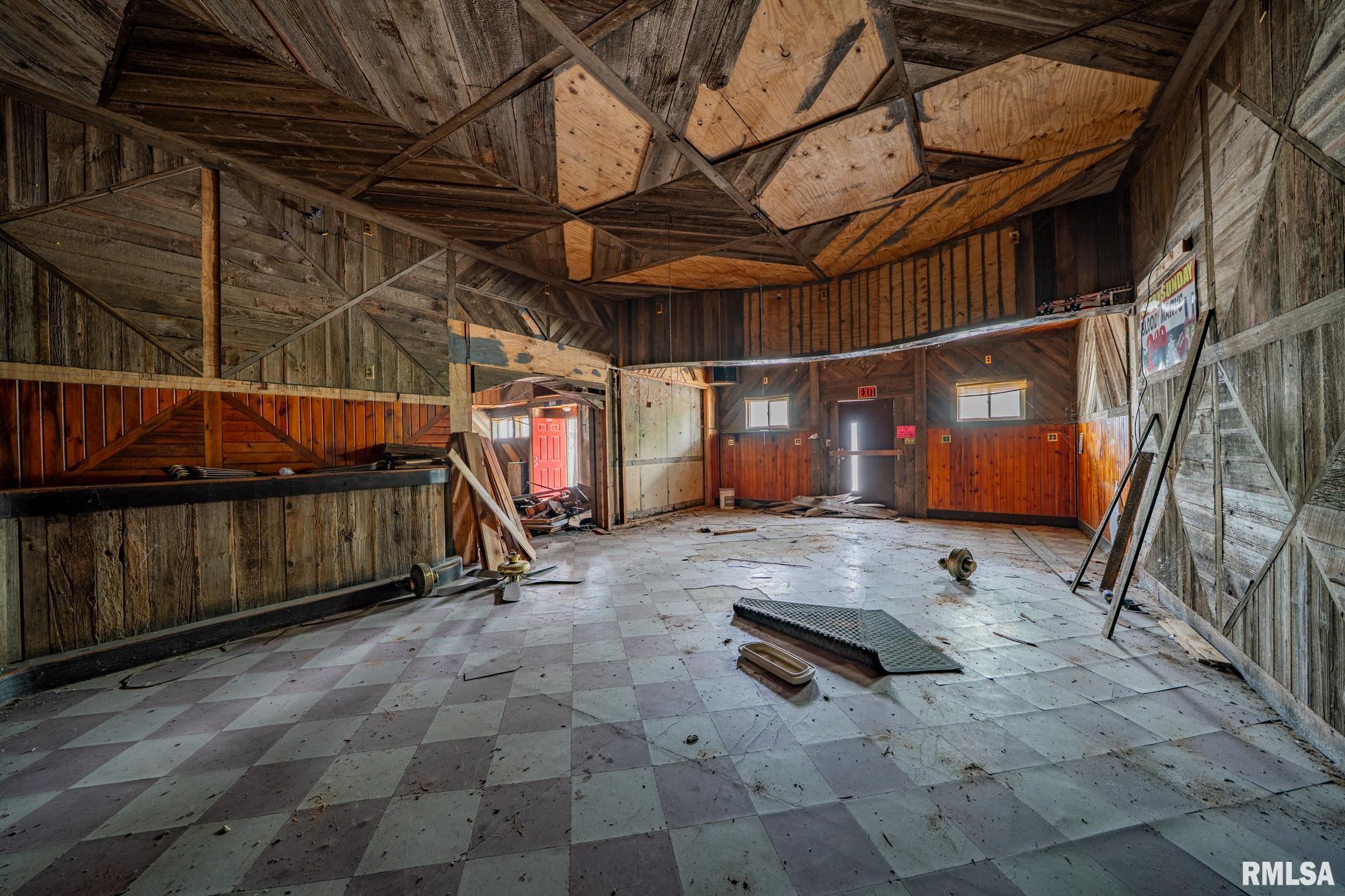 100 South Main Street Forest City, IL 61532 - Photo 19 of 27