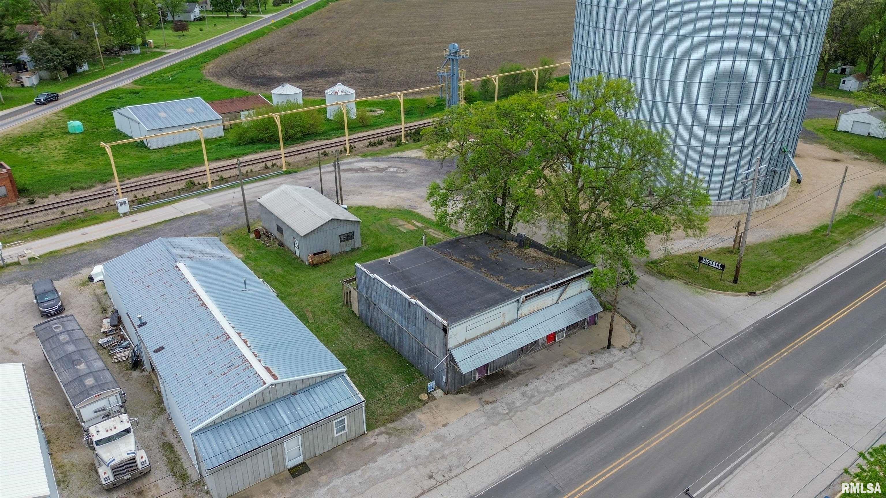 100 South Main Street Forest City, IL 61532 - Photo 21 of 27