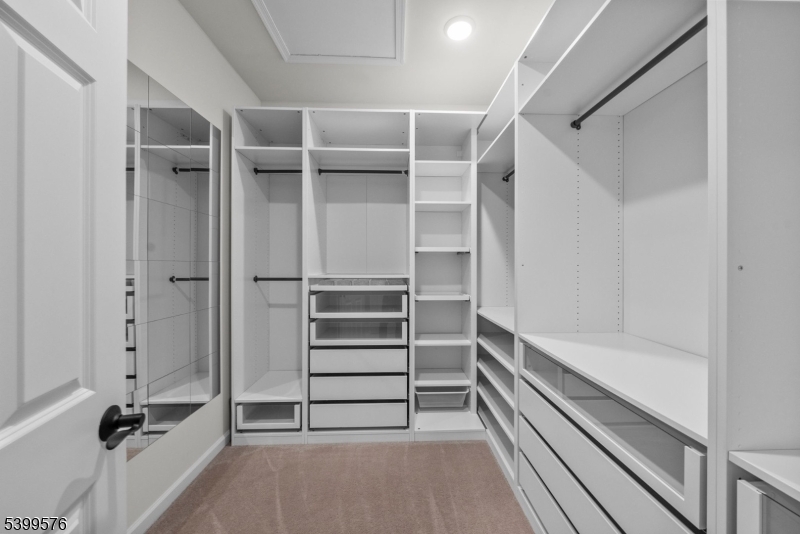 4 Sadie Circle, Unit 4204 Union, NJ 07083 - Photo 15 of 50