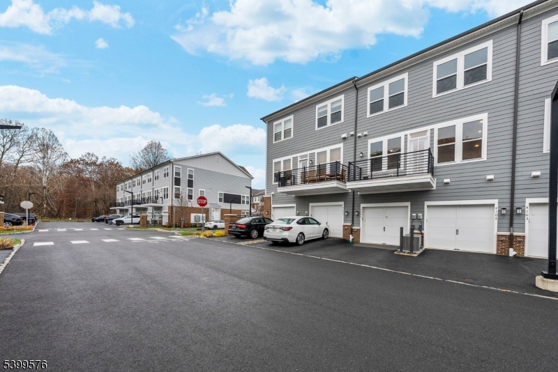 4 Sadie Circle, Unit 4204 Union, NJ 07083 - Photo 46 of 50