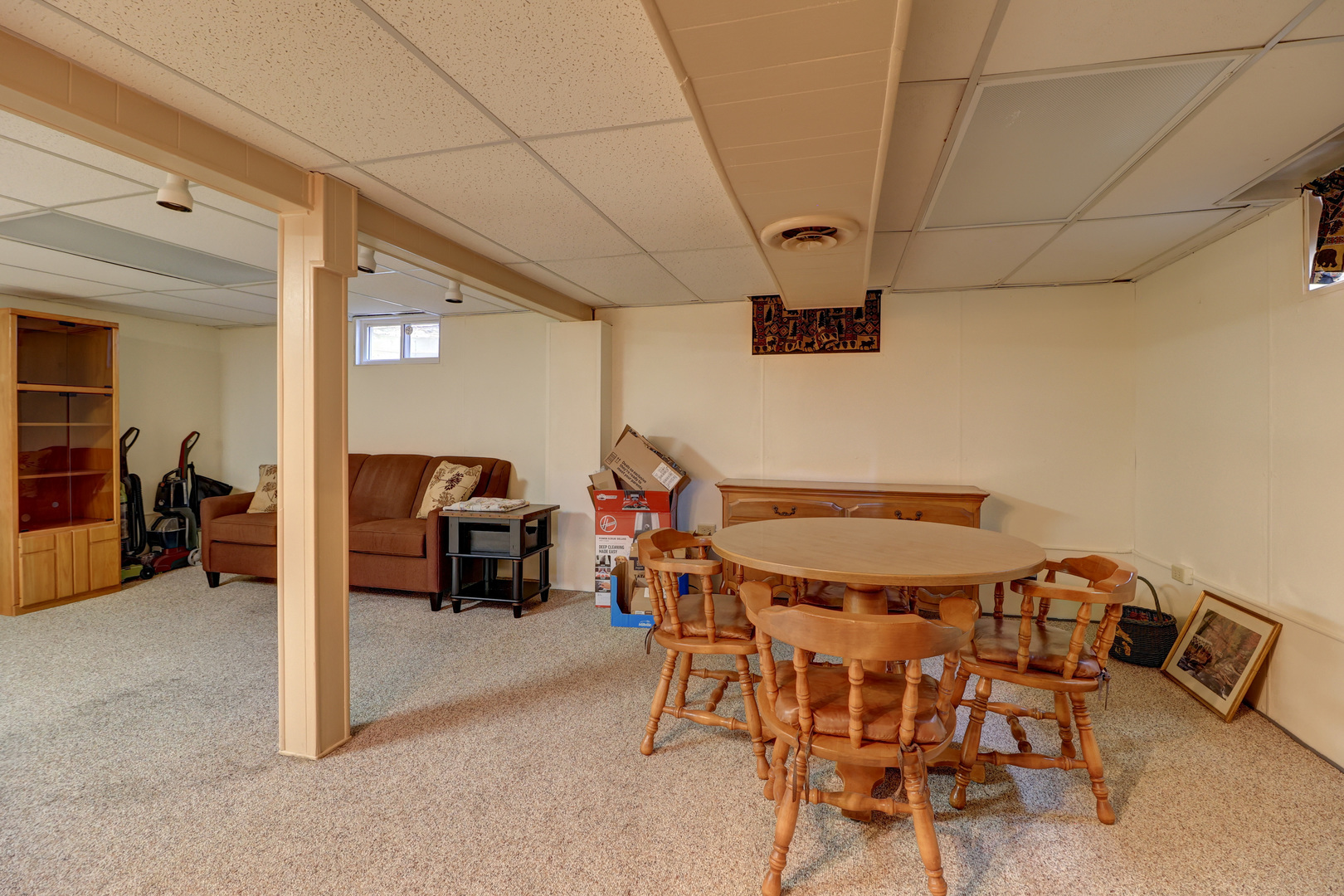 2927 Pershing Boulevard Clinton, IA 52732 - Photo 12 of 23