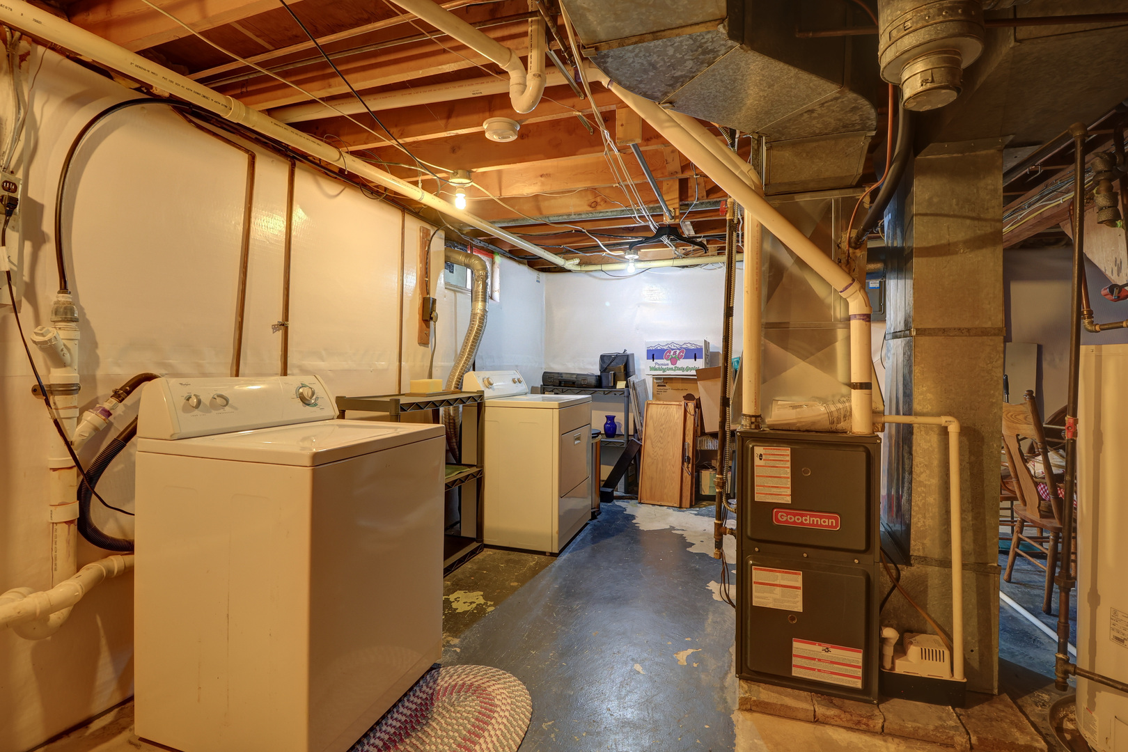 2927 Pershing Boulevard Clinton, IA 52732 - Photo 15 of 23