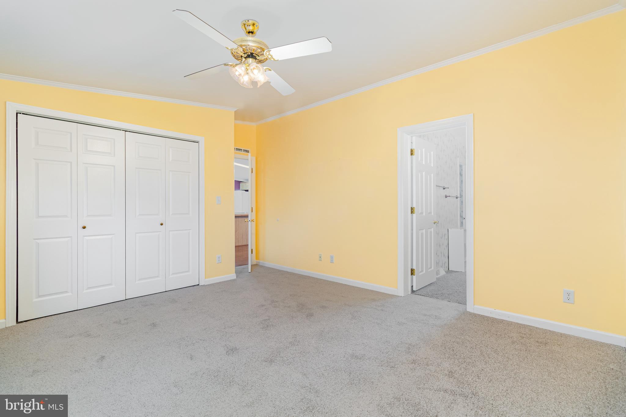 268 David Circle York, PA 17406 - Photo 15 of 26 an empty room with a ceiling fan and a window