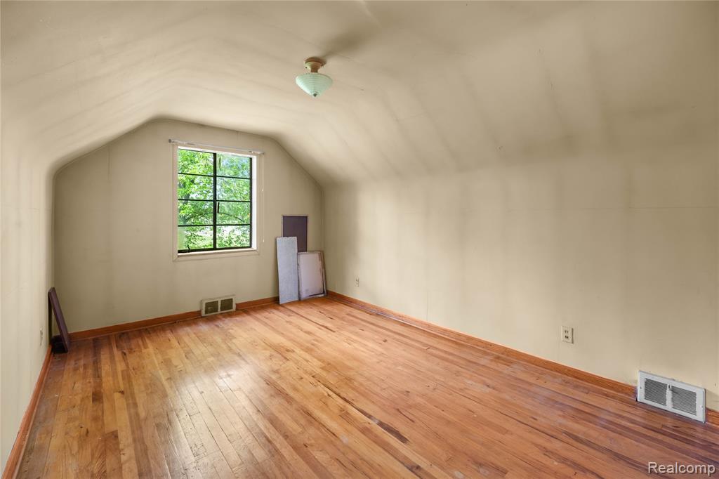 9282 Wayne Road Romulus, MI 48174 - Photo 16 of 39
