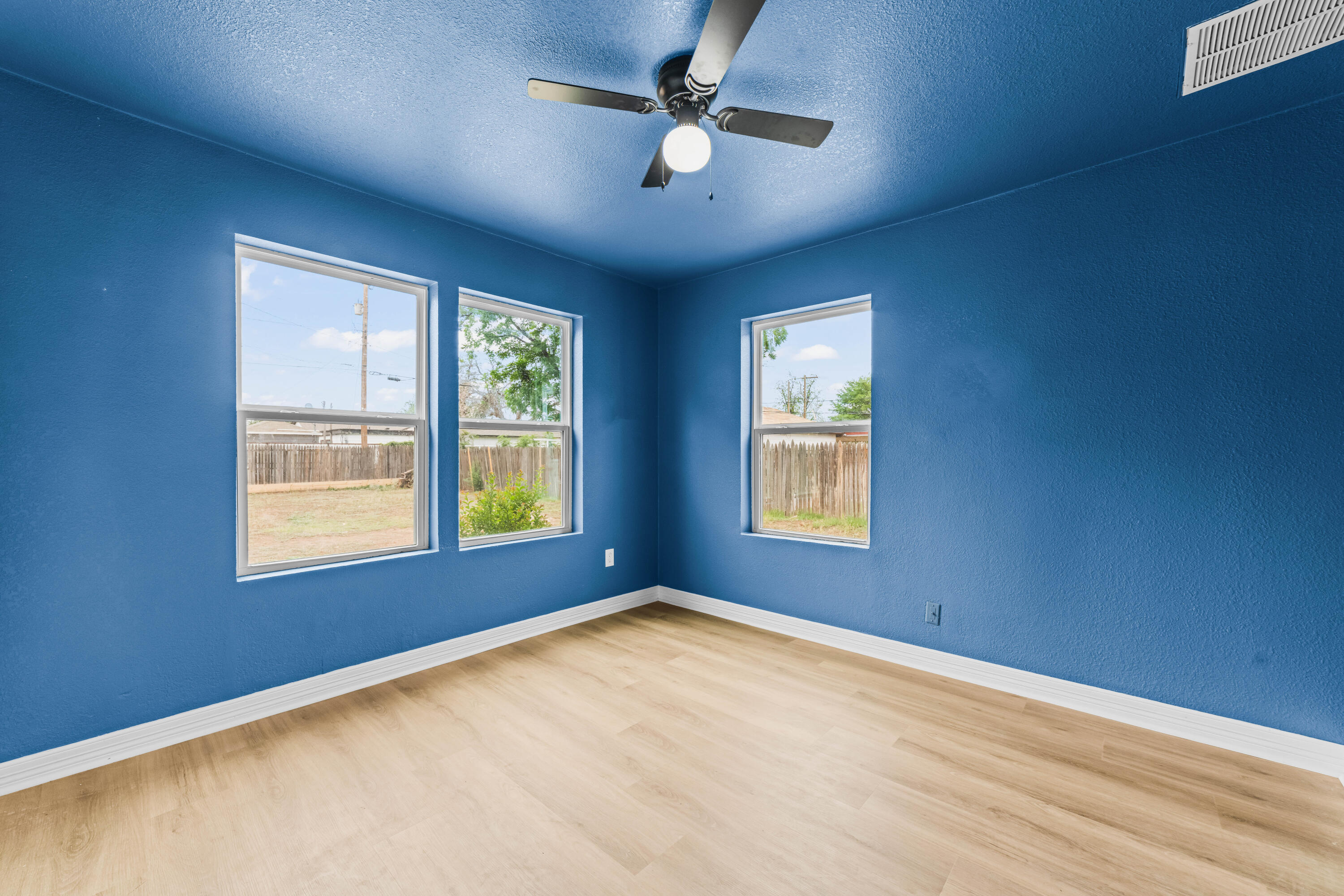 2617 35th Street Lubbock, TX 79413 - Photo 12 of 17 DSC08459