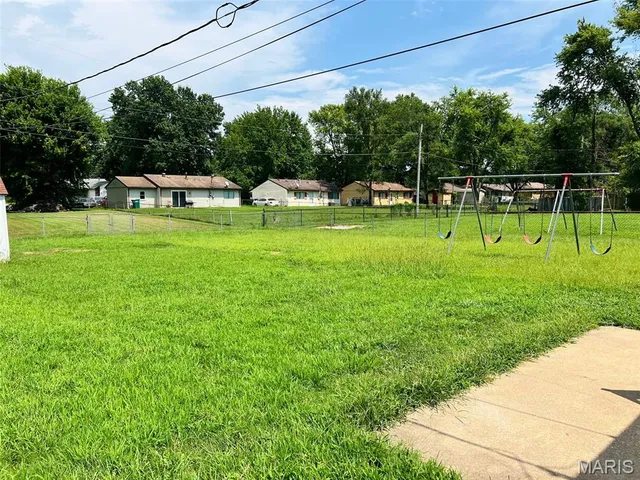 $119,000 | 2005 Louise Avenue, Cahokia, IL 62206