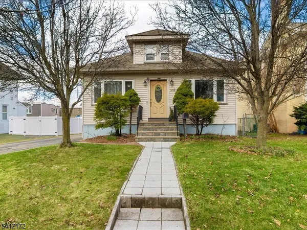$745,000 | 20 Forest Avenue, Hawthorne, NJ 07506