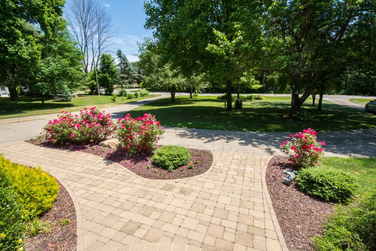 3515 Locust Road South Bend, IN 46614 - Photo 23 of 36 Gallery Image 23