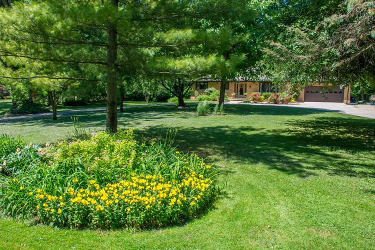 3515 Locust Road South Bend, IN 46614 - Photo 24 of 36 Gallery Image 24