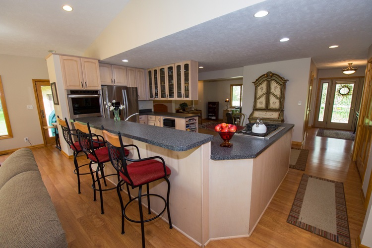 3515 Locust Road South Bend, IN 46614 - Photo 4 of 36 Gallery Image 4