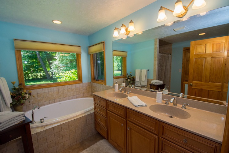 3515 Locust Road South Bend, IN 46614 - Photo 6 of 36 Gallery Image 6