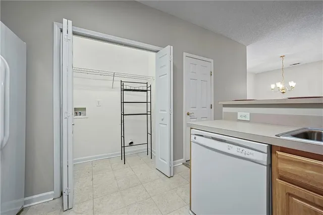 $285,000 | 124 Camry Lane Southwest, Grayson, GA 30017