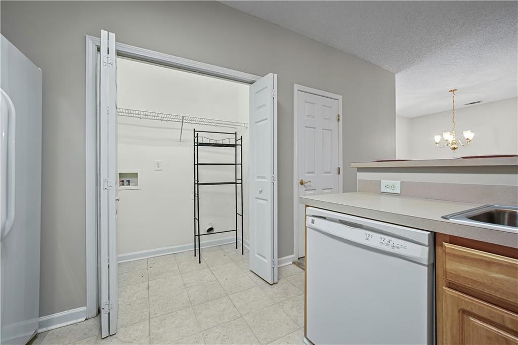 124 Camry Lane Southwest Grayson, GA 30017 - Photo 7 of 30