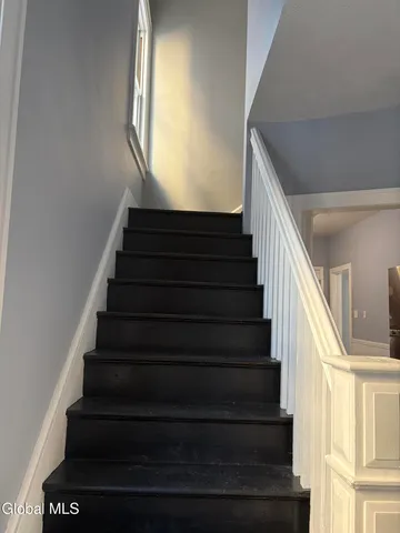 $378,800 | 17 Winthrop Avenue, Albany, NY 12203