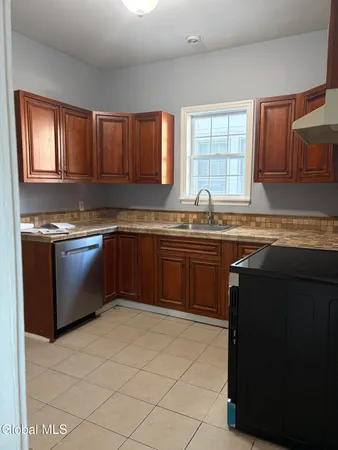 $365,000 | 17 Winthrop Avenue, Albany, NY 12203