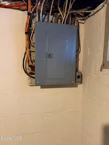 $378,800 | 17 Winthrop Avenue, Albany, NY 12203