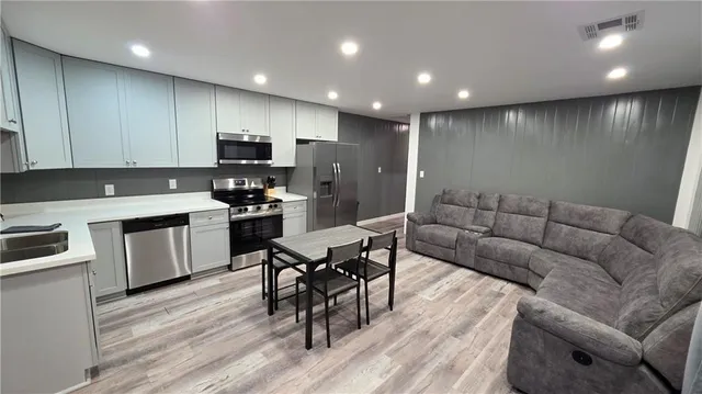 $1,800 | 115 Apricot Street, Unit A, Belle Chasse, LA 70037