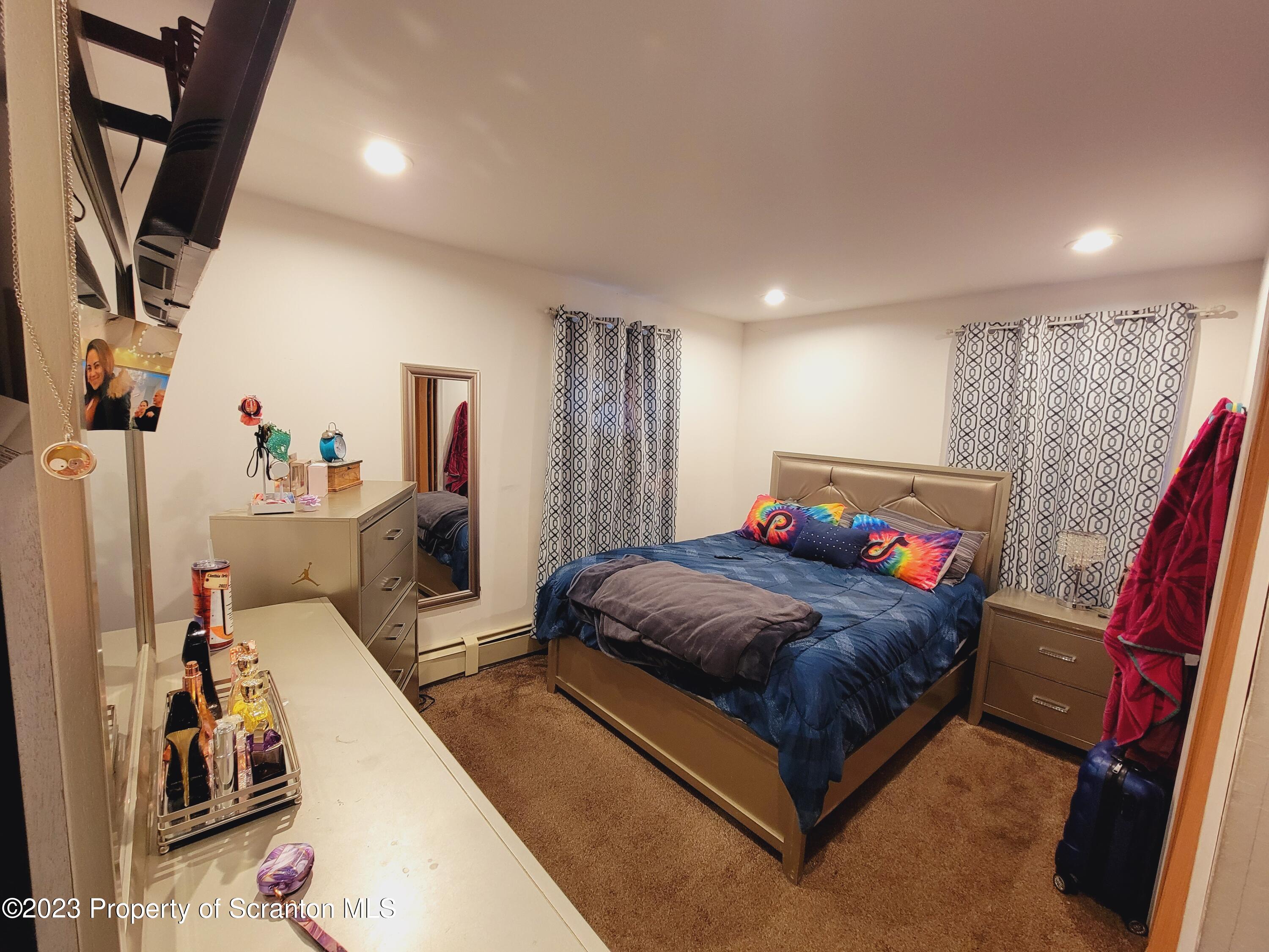 122 Montgomery Street Moosic, PA 18507 - Photo 11 of 17 Gallery Image 11
