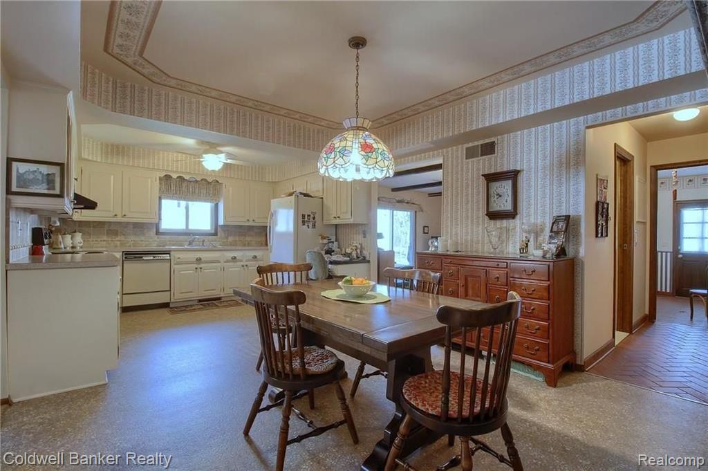 1381 North Livernois Road Rochester Hills, MI 48306 - Photo 10 of 34