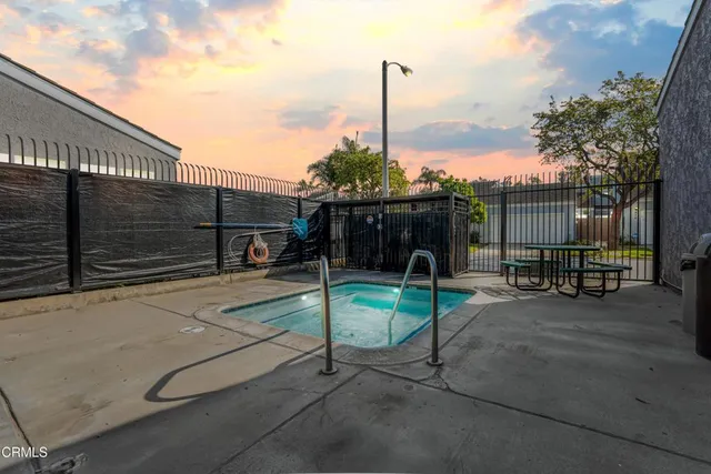 $585,000 | 416 Harbor Lights Lane, Port Hueneme, CA 93041