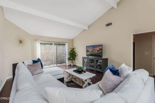 $585,000 | 416 Harbor Lights Lane, Port Hueneme, CA 93041