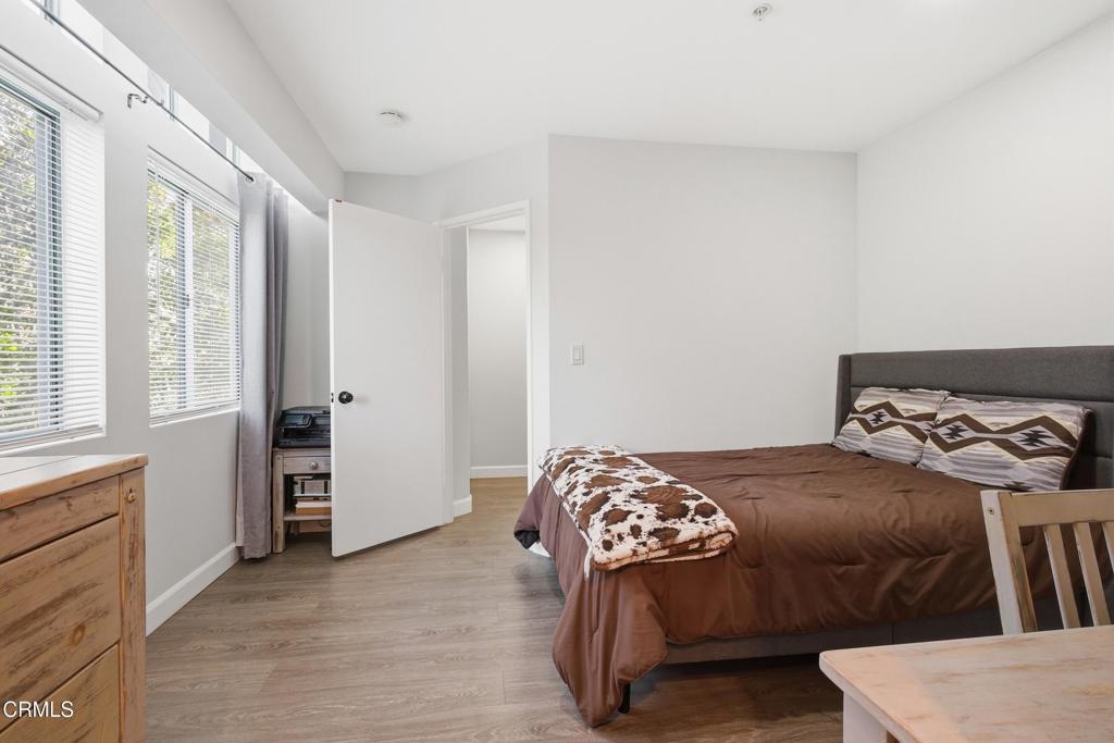 819 South B Street Oxnard, CA 93030 - Photo 10 of 14