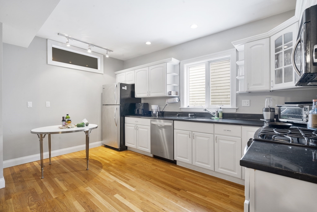 734 East 6th Street, Unit 3 Boston, MA 02127 - Photo 2 of 15