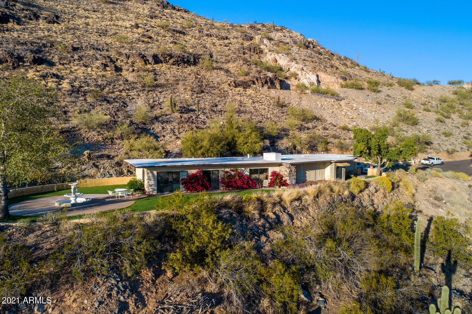 7040 North Invergordon Road Paradise Valley, AZ 85253 - Photo 4 of 31 2