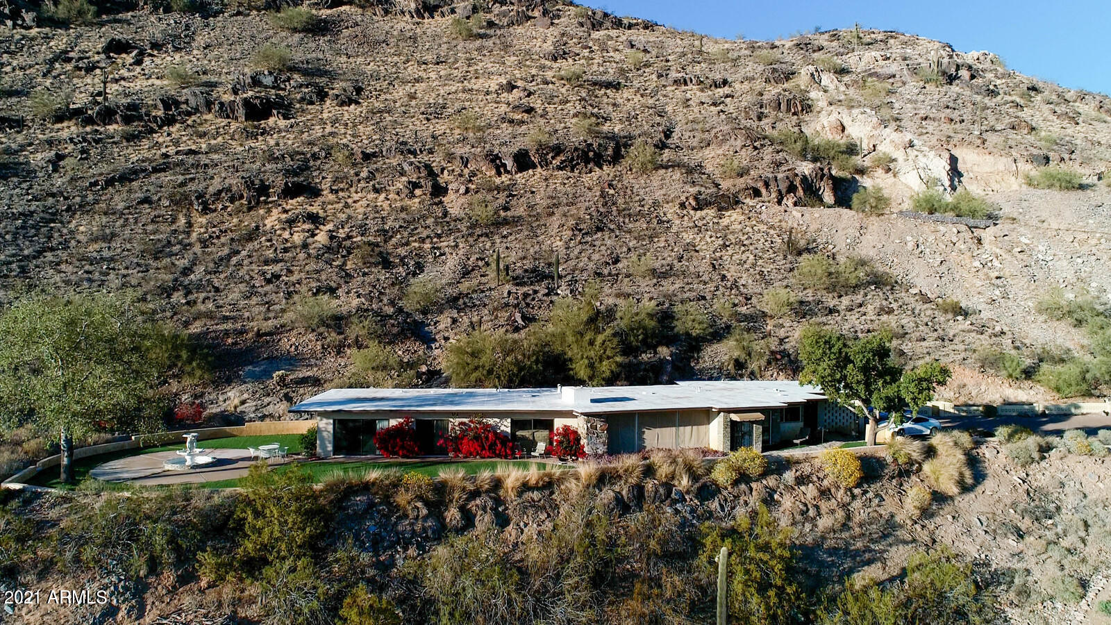 7040 North Invergordon Road Paradise Valley, AZ 85253 - Photo 8 of 31 08