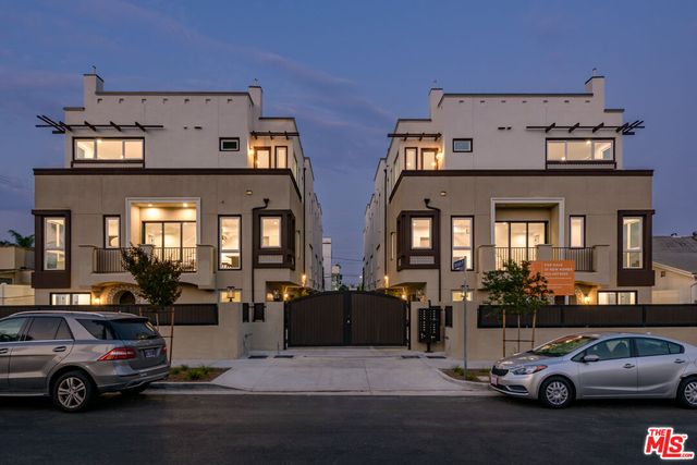 a car parked in front of a building