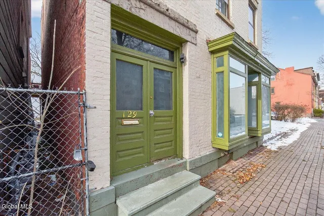 $125,000 | 129 Green Street, Unit 1, Albany, NY 12202