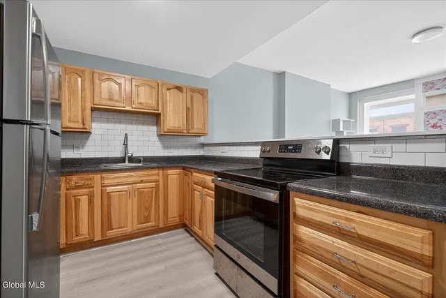 $125,000 | 129 Green Street, Unit 1, Albany, NY 12202