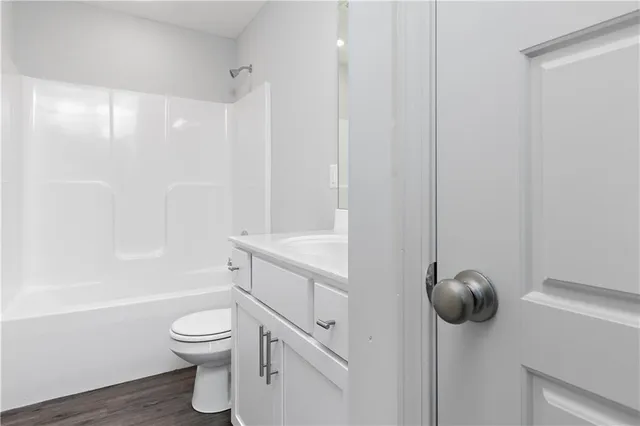 $392,000 | 11222 North Oak Trafficway, Kansas City, MO 64155