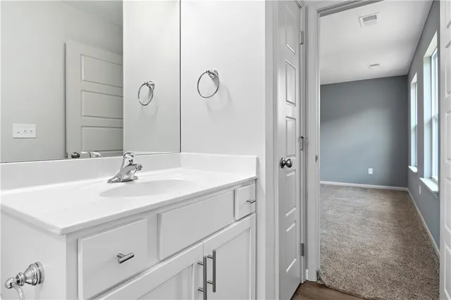 $392,000 | 11222 North Oak Trafficway, Kansas City, MO 64155